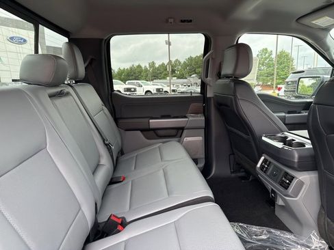 New 2025 Ford F150 Lariat w/ Equipment Group 501A Mid image 19