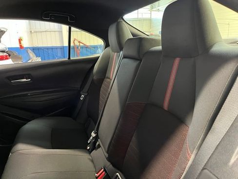 Used 2025 Toyota Corolla SE FWD image 18