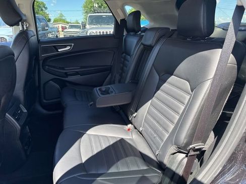 Used 2022 Ford Edge SEL w/ Convenience Package AWD/4WD image 10