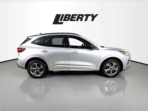 Used 2023 Ford Escape ST-Line w/ Tech Pack #1 image 8