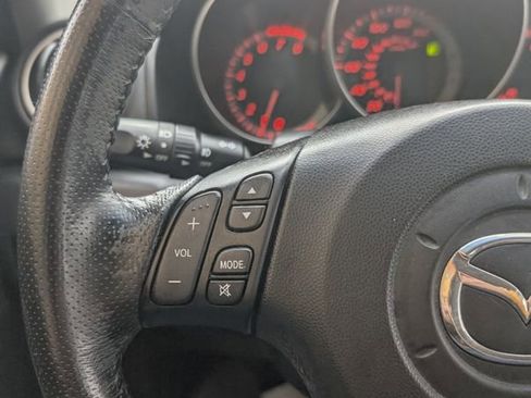 Used 2006 MAZDA MAZDA3 s image 12