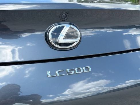 Used 2018 Lexus LC 500 Coupe w/ Performance Package RWD image 11