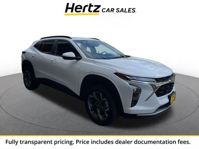 Used 2025 Chevrolet Trax LT
