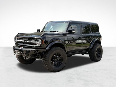 Used 2025 Ford Bronco Outer Banks AWD/4WD image 1