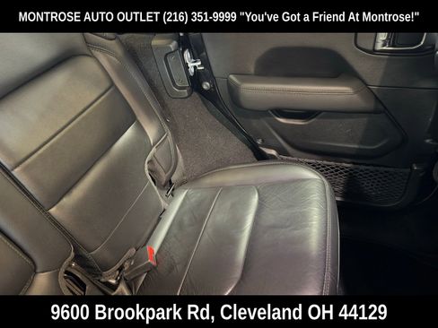 Used 2021 Jeep Wrangler Unlimited Sahara image 34