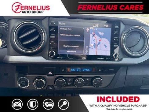 Used 2022 Toyota Tacoma TRD Sport w/ TRD Premium Sport Package AWD/4WD image 10