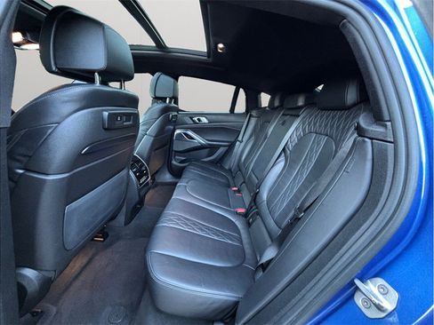 Used 2020 BMW X6 M50i image 44