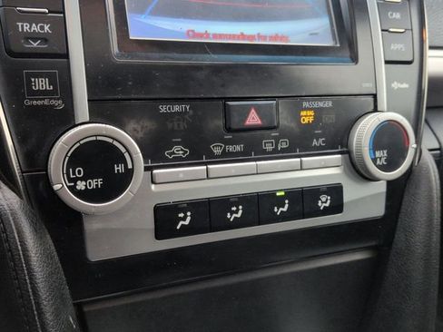 Used 2012 Toyota Camry SE image 21