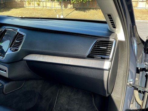 Used 2023 Volvo XC90 B6 Ultimate image 19