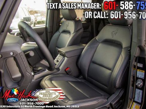 New 2026 Ford Bronco Badlands image 8