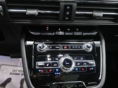 Certified 2022 Lincoln Corsair Reserve w/ Elements Package FWD image 18