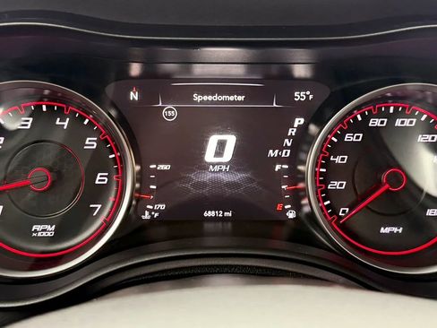 Used 2019 Dodge Charger Scat Pack w/ Navigation & Travel Group image 25