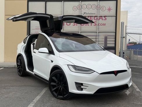 Used 2020 Tesla Model X Long Range AWD/4WD image 31