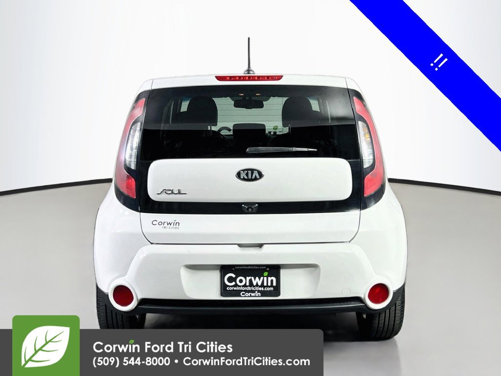 Used 2016 Kia Soul ! FWD image 12