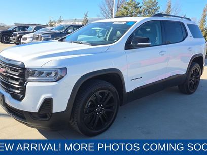 Used 2022 GMC Acadia SLT w/ Elevation Edition