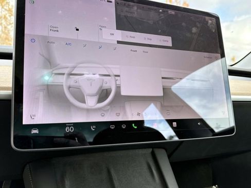 Used 2021 Tesla Model 3 Standard Range Plus image 27