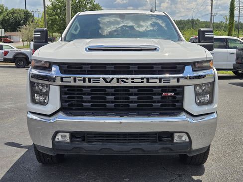 Used 2023 Chevrolet Silverado 3500 LT w/ Convenience Package AWD/4WD image 3