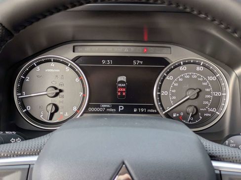 New 2026 Mitsubishi Outlander SE image 28