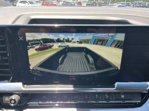 New 2026 Chevrolet Silverado 1500 High Country w/ Technology Package AWD/4WD image 31