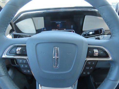 Used 2022 Lincoln Navigator Black Label AWD/4WD image 27