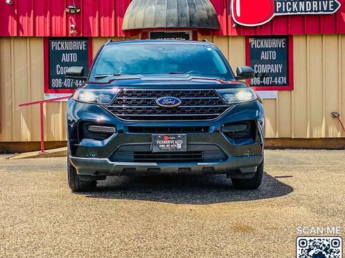 Used 2020 Ford Explorer XLT AWD/4WD image 3