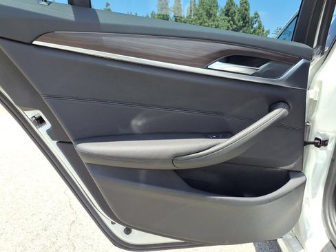 Used 2018 BMW 530e xDrive AWD/4WD image 20