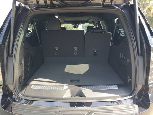 New 2026 Chevrolet Suburban High Country w/ Sun And Tow Package AWD/4WD image 7