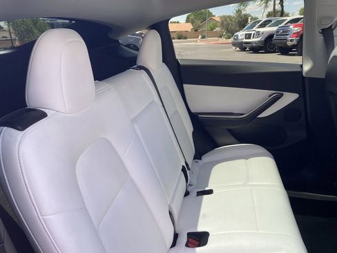 Used 2020 Tesla Model Y Long Range AWD/4WD image 14