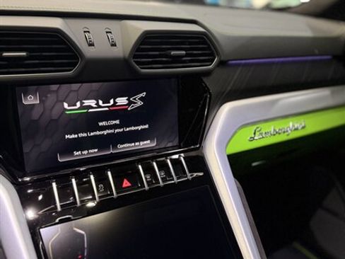 Used 2024 Lamborghini Urus S image 15
