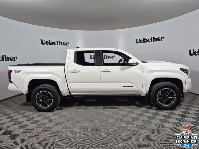 Used 2025 Toyota Tacoma TRD Sport AWD/4WD image 8