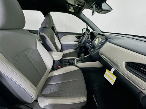 Used 2025 Subaru Forester image 29