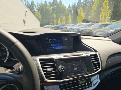 Used 2014 Honda Accord Touring image 63