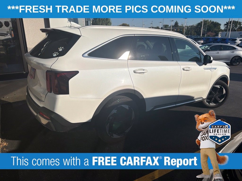 Used 2025 Kia Sorento EX w/ EX Panoramic Sunroof Package AWD/4WD image 4