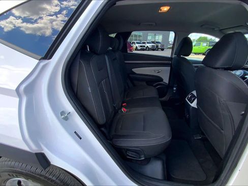 Used 2024 Hyundai Tucson SEL FWD image 18