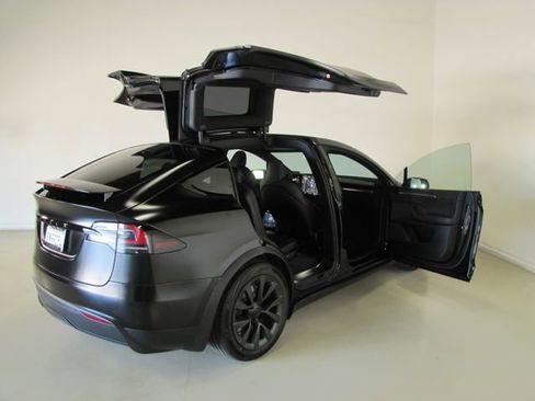 Used 2023 Tesla Model X AWD/4WD image 20