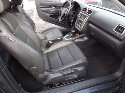 Used 2007 Volkswagen Eos 2.0T FWD image 17