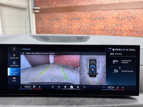 Certified 2025 BMW X5 xDrive50e w/ Parking Assistance Package image 21