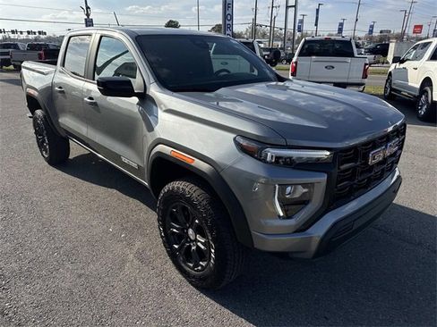 Used 2023 GMC Canyon Elevation image 3