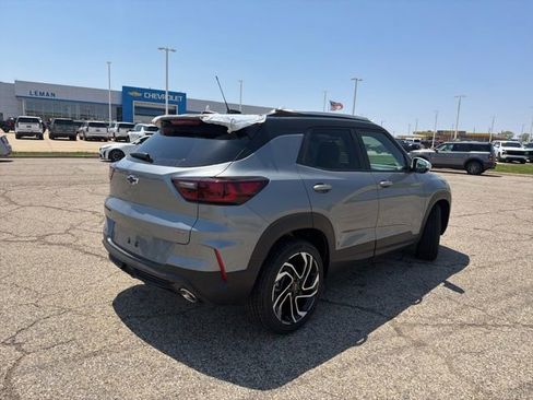 New 2026 Chevrolet TrailBlazer RS w/ Convenience Package FWD image 5