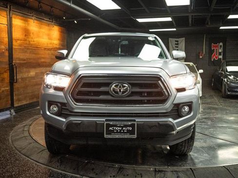 Used 2021 Toyota Tacoma SR5 image 4
