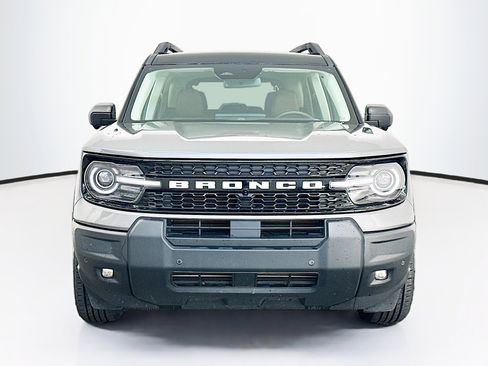 Used 2025 Ford Bronco Sport Outer Banks w/ Outer Banks Tech Package+ AWD/4WD image 2