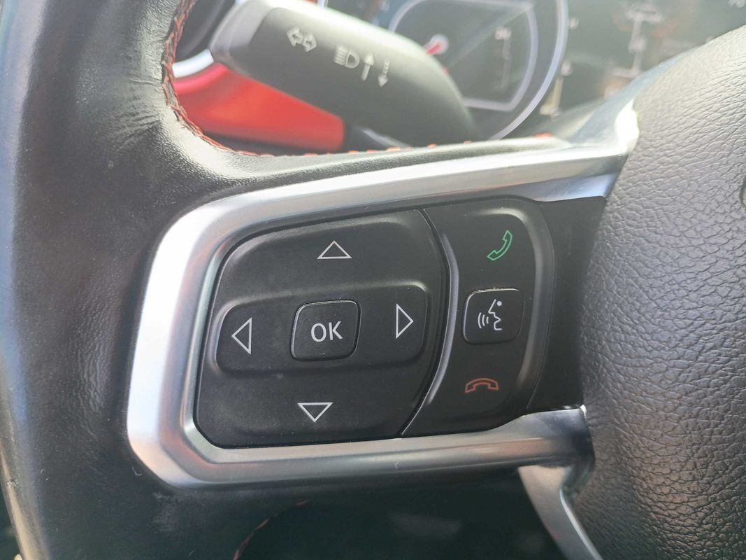 Used 2020 Jeep Wrangler Unlimited Rubicon w/ LED Lighting Group AWD/4WD image 19
