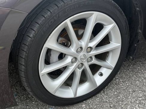 Used 2013 Lexus CT 200h FWD image 4