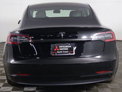 Used 2021 Tesla Model 3 Standard Range Plus image 13