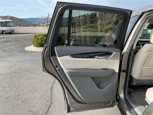 Certified 2023 Cadillac XT6 Premium Luxury w/ Technology Package image 20