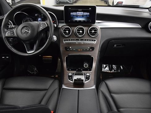 Used 2019 Mercedes-Benz GLC 350e 4MATIC image 20