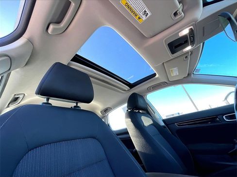 Used 2022 Honda Civic EX image 21