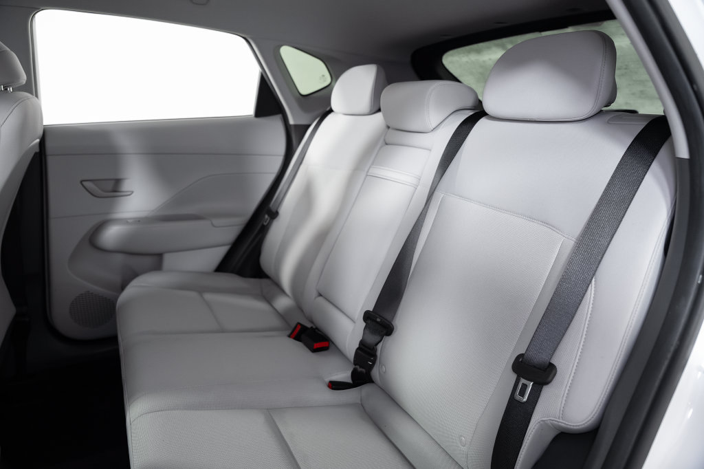 Used 2024 Hyundai Kona SEL FWD image 20