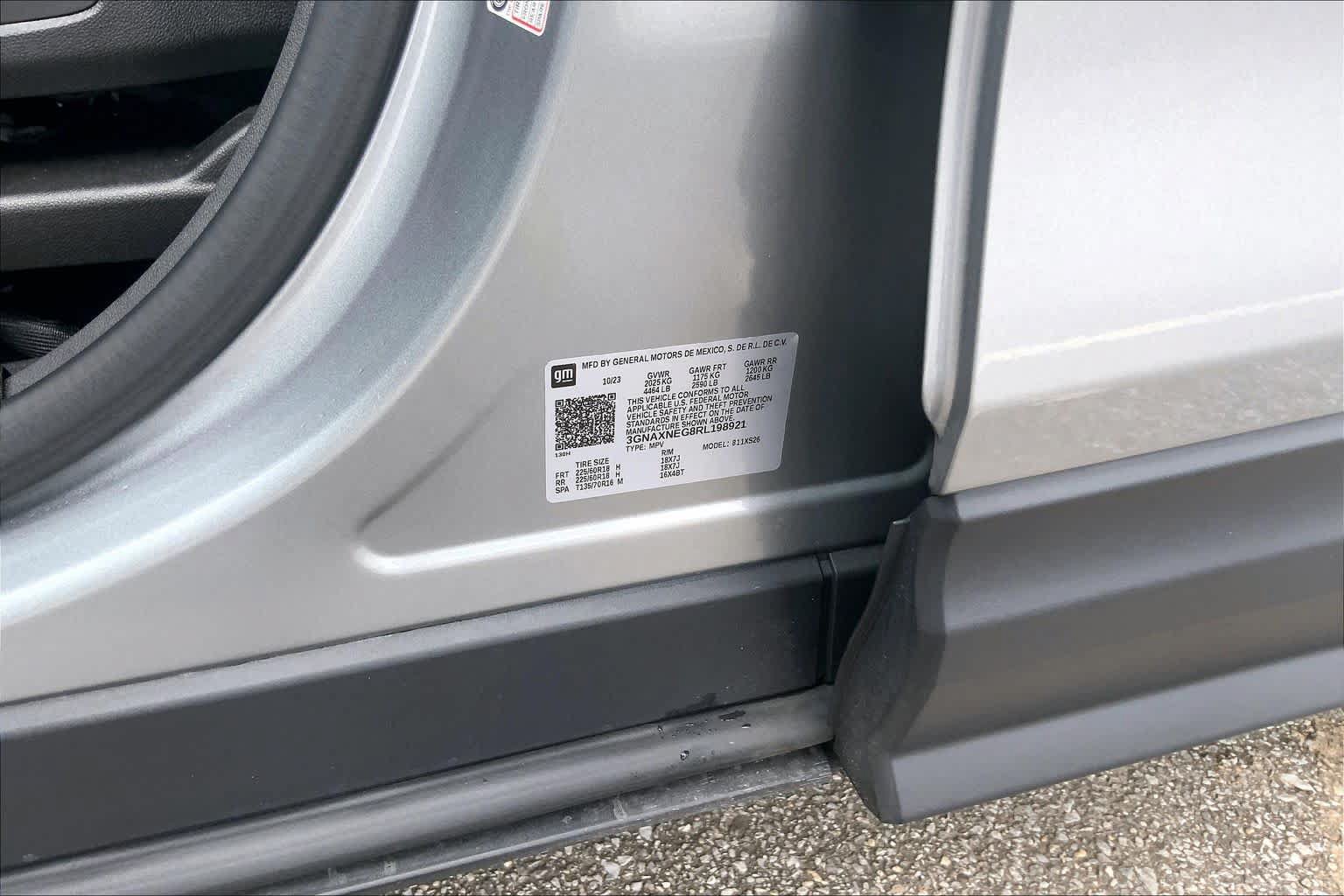 Used 2024 Chevrolet Equinox Premier FWD image 32