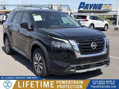 Used 2023 Nissan Pathfinder SL